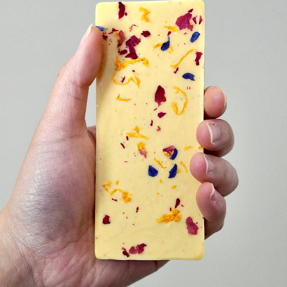 
                  
                    Passion Fruit & Preserved Tangerine Peel Chocolate Bar - Silver Whisk Bake Shop - Asian Inspired Chocolate Bar
                  
                